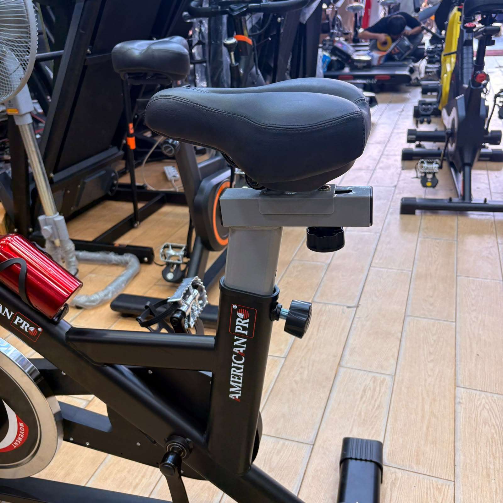 AMERICAN PRO SPINNING BIKE - MODEL: 062 - Image 2