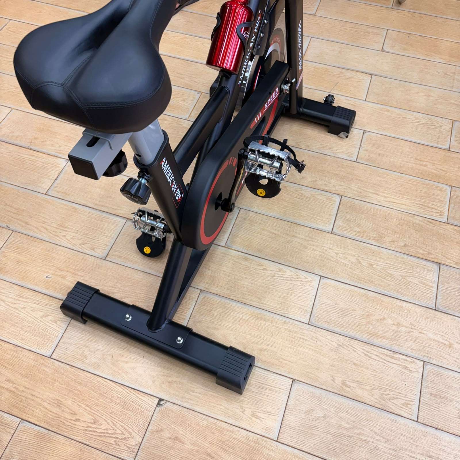 AMERICAN PRO SPINNING BIKE - MODEL: 062 - Image 5